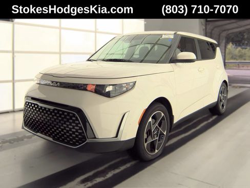 Used 2025 Kia Soul EX FWD image 1