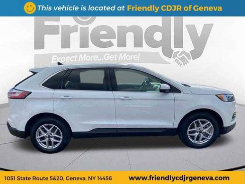 Used 2023 Ford Edge SEL image 4