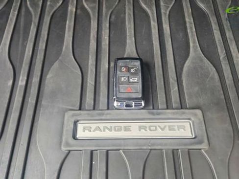 Used 2023 Land Rover Range Rover Evoque R-Dynamic S AWD/4WD image 58