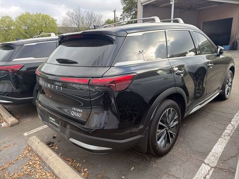 Certified 2026 INFINITI QX60 Luxe w/ Family Package image 5