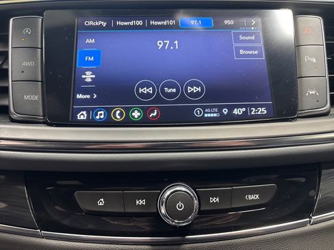 Used 2024 Buick Enclave Essence w/ Sport Touring Edition image 20