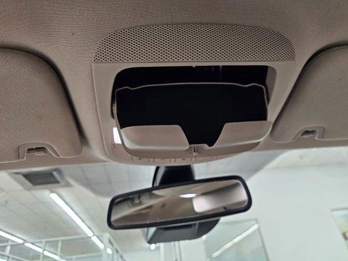 Used 2019 Ford Fusion SE FWD image 26