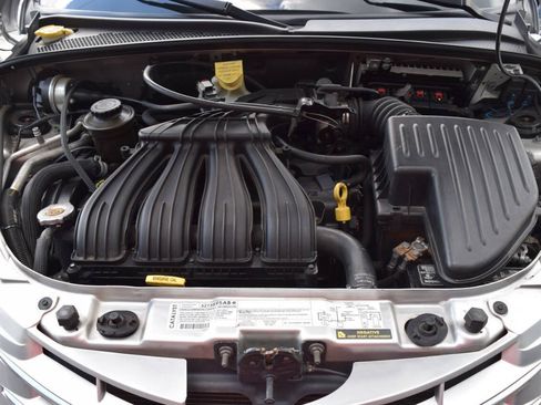 Used 2006 Chrysler PT Cruiser Touring FWD image 44
