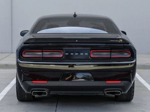Used 2020 Dodge Challenger R/T Scat Pack w/ Plus Package RWD image 11