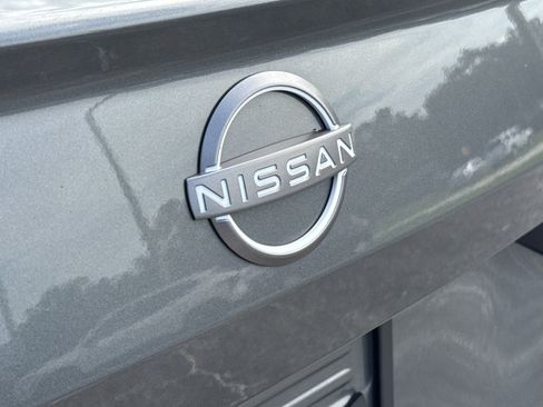 Used 2025 Nissan Altima 2.5 SV FWD image 12