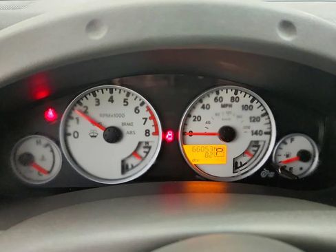 Used 2019 Nissan Frontier Desert Runner image 31