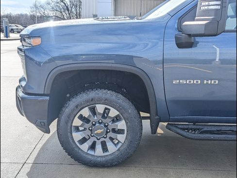 New 2026 Chevrolet Silverado 2500 Custom w/ Custom Value Package image 10