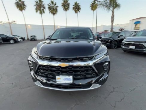New 2026 Chevrolet Blazer LT image 3