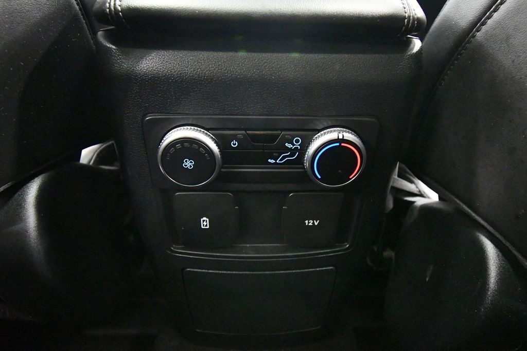 Used 2023 Ford Explorer XLT w/ Equipment Group 202A AWD/4WD image 17