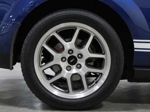 Used 2007 Ford Mustang Shelby GT500 RWD image 39