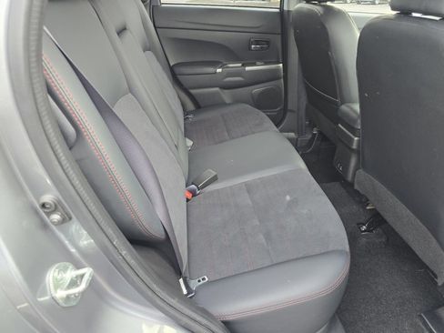 Used 2024 Mitsubishi Outlander Sport S image 20