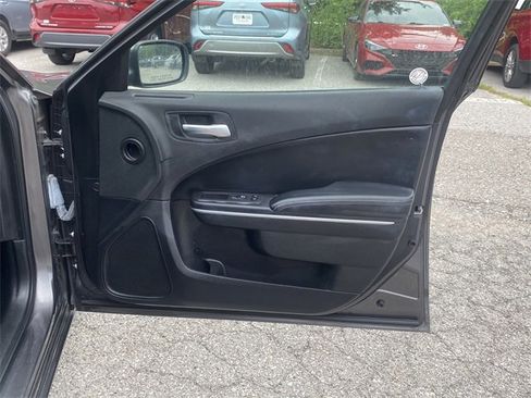 Used 2021 Dodge Charger SXT w/ Leather Interior Group image 10