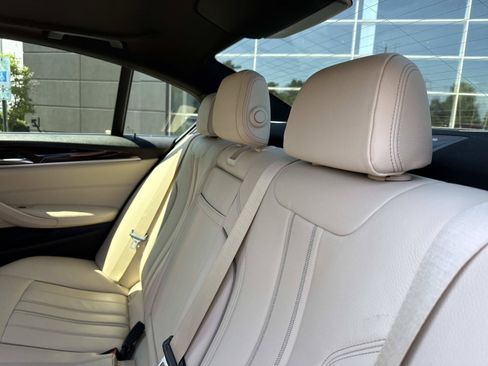 Used 2019 BMW 540i xDrive AWD/4WD image 17