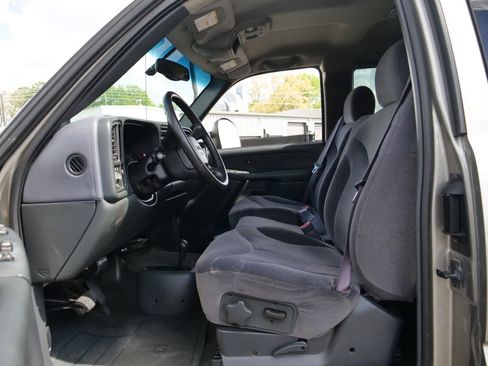 Used 2001 GMC Sierra 3500 4x4 Extended Cab image 16