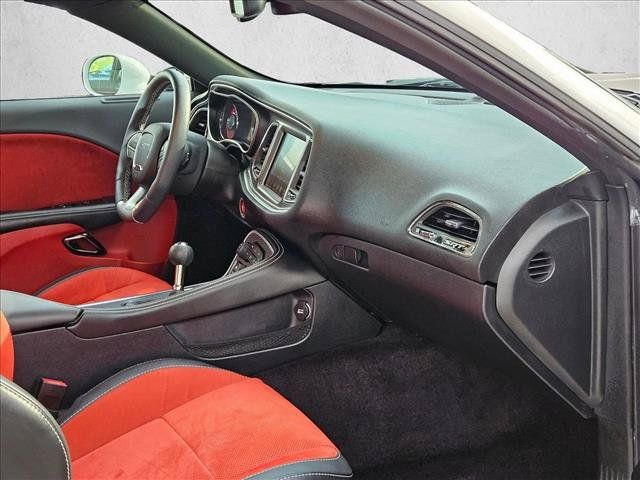 Used 2016 Dodge Challenger SRT Hellcat RWD image 19