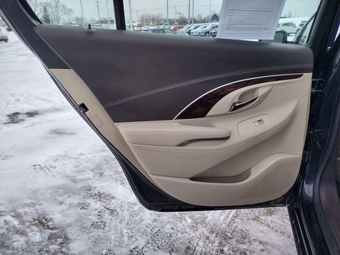 Used 2014 Buick LaCrosse Leather image 18