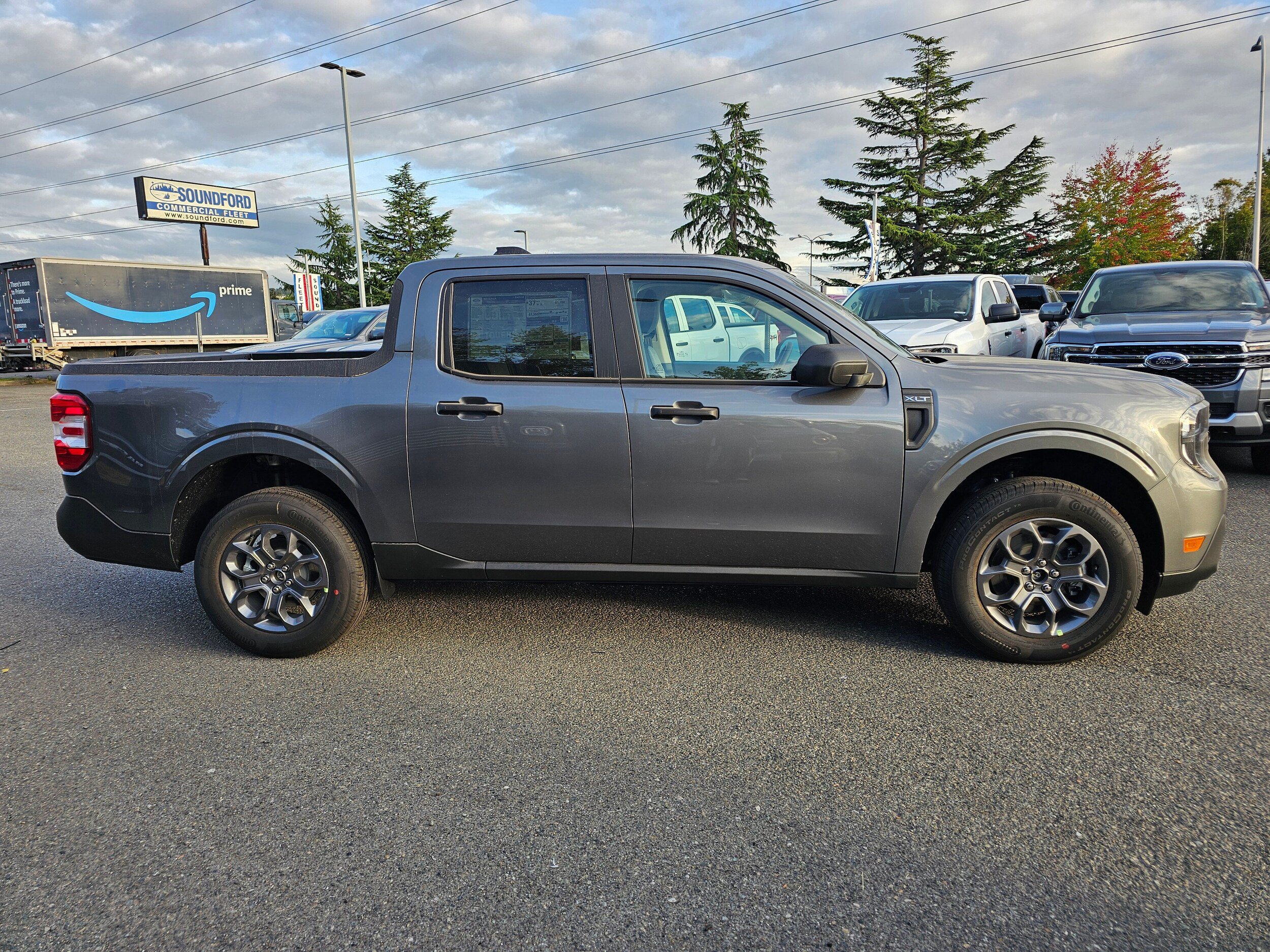 New 2026 Ford Maverick XLT w/ Equipment Group 301A AWD/4WD image 4