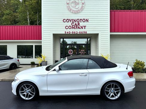 Used 2013 BMW 128i Convertible w/ Premium Pkg image 2