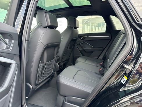New 2025 Audi Q3 2.0T Premium image 20