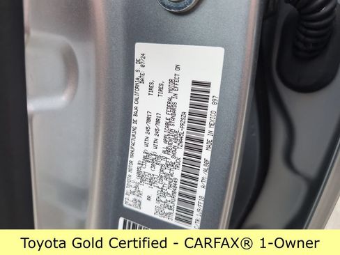 Certified 2024 Toyota Tacoma SR5 AWD/4WD image 30