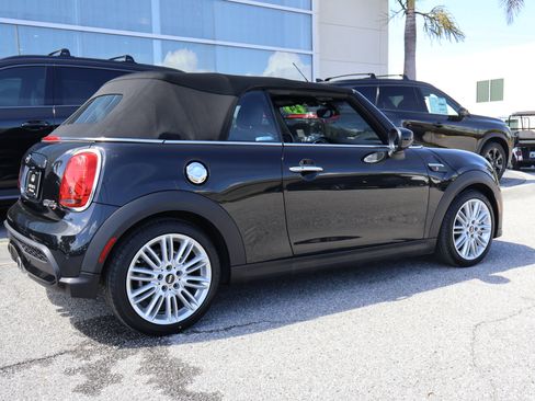 Used 2024 MINI Cooper S image 10