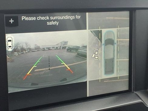 Used 2017 Ford F150 Platinum w/ Equipment Group 701A Luxury image 12