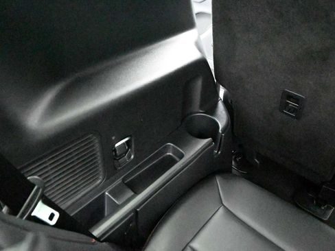 Used 2025 Ford Explorer ST-Line AWD/4WD image 79