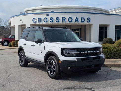 New 2026 Ford Bronco Sport Outer Banks w/ Outer Banks Tech Package+ image 1