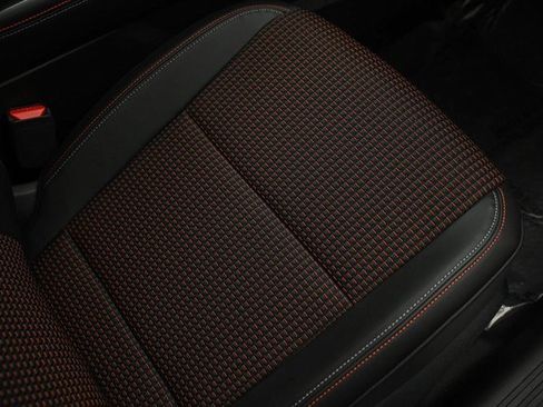 New 2025 Nissan Kicks SR w/ Illumination Package image 16