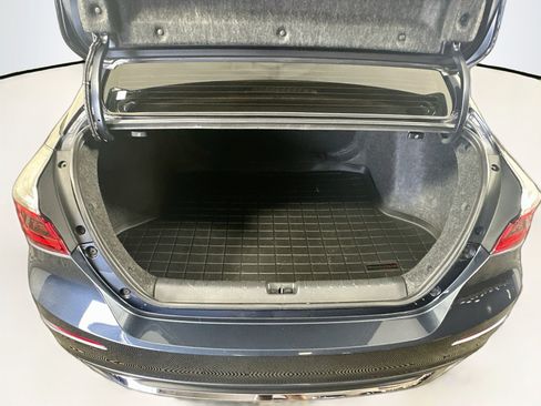 Used 2019 Honda Insight Touring image 28