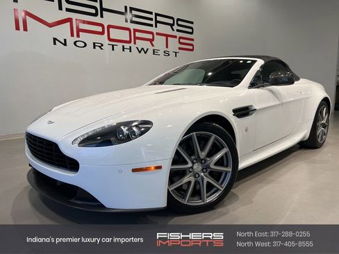 Used 2013 Aston Martin V8 Vantage Roadster image 1
