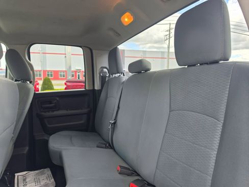 Used 2018 RAM 1500 Express AWD/4WD image 13