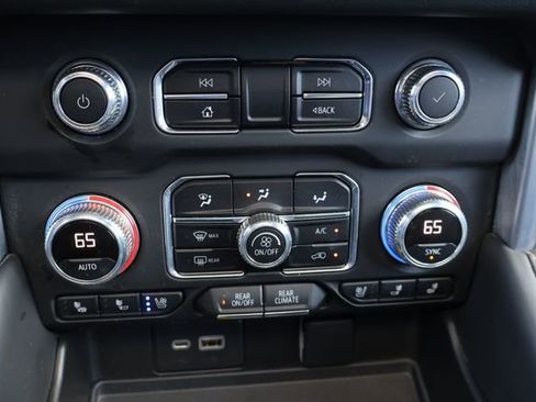 Certified 2023 GMC Yukon SLT image 25