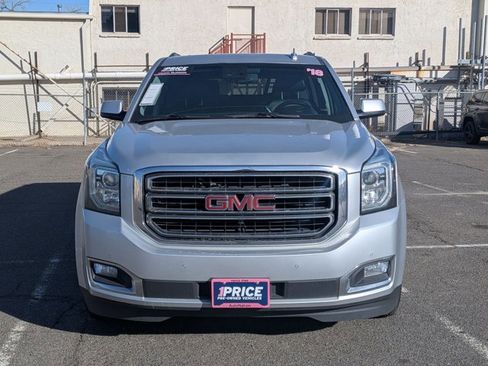 Used 2018 GMC Yukon XL SLT w/ Open Road Package image 2