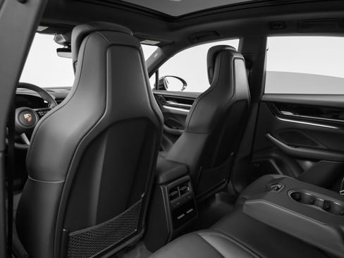 Certified 2025 Porsche Macan 4 Electric image 40