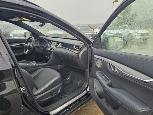 Certified 2024 INFINITI QX55 Essential image 20