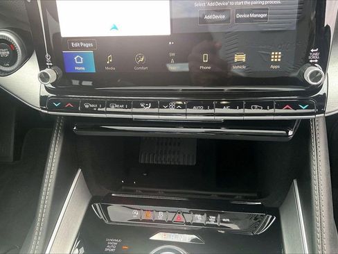 New 2026 Jeep Grand Wagoneer L Limited w/ Premium Group II image 19