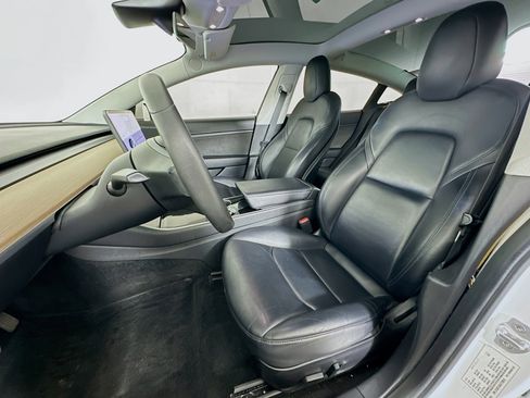 Used 2020 Tesla Model 3 Standard Range Plus image 13