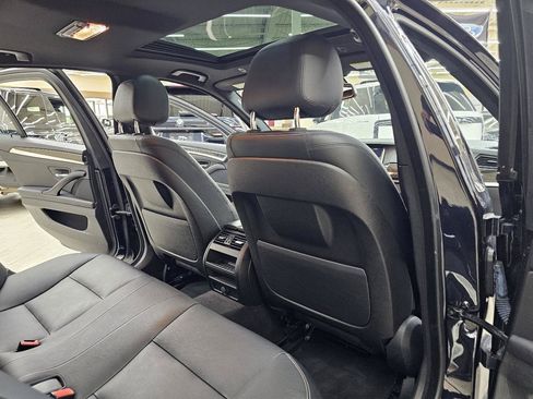 Used 2014 BMW 528i Sedan RWD image 24