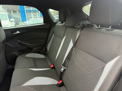 Used 2018 Ford Focus ST image 12