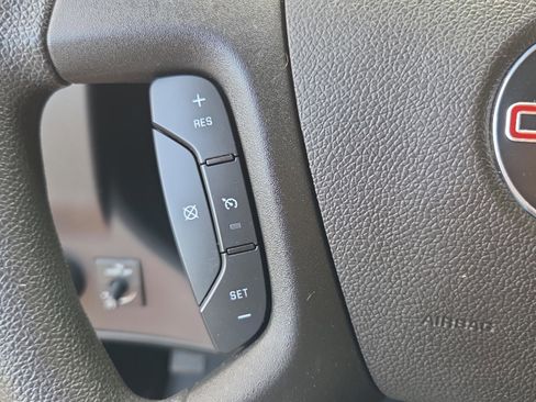 Used 2024 GMC Savana 2500 w/ Driver Convenience Package RWD image 28