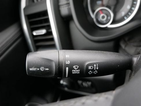 Used 2019 RAM 1500 Laramie AWD/4WD image 29