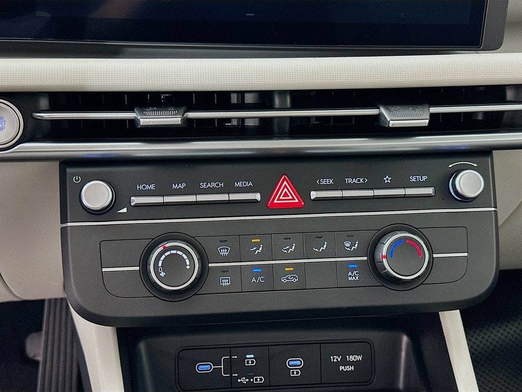 New 2026 Hyundai Tucson SE FWD image 13