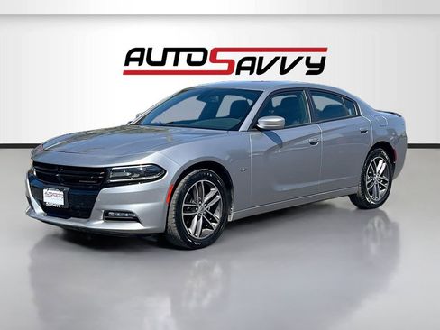 Used 2018 Dodge Charger GT AWD/4WD image 3