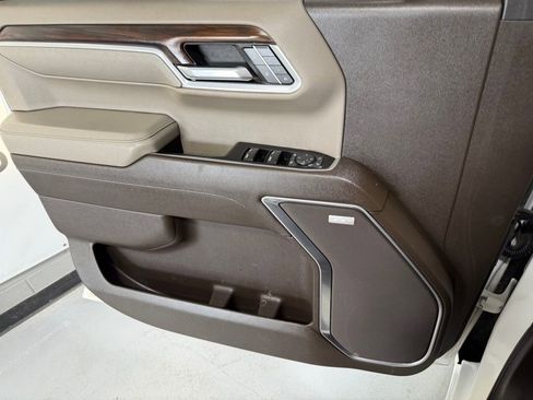 Used 2022 GMC Sierra 1500 SLT w/ SLT Premium Plus Package image 13