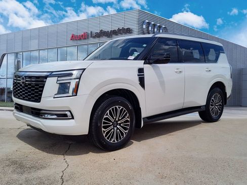 Used 2025 Nissan Armada SL w/ Captain's Chari Seat Package RWD image 1