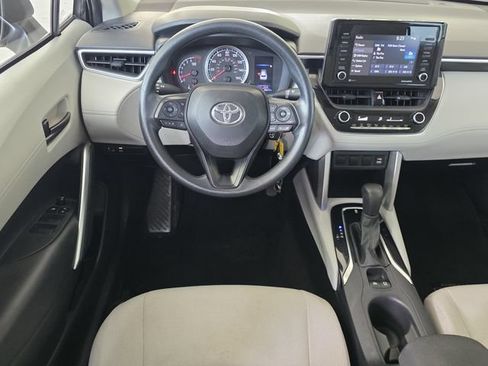 Used 2022 Toyota Corolla Cross L FWD image 10