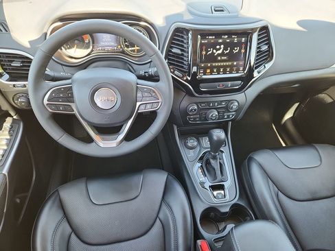 Used 2022 Jeep Cherokee Limited w/ Elite Package AWD/4WD image 10