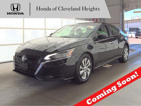 Used 2023 Nissan Altima 2.5 S FWD image 1