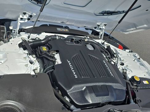 Certified 2024 Jaguar F-TYPE Coupe AWD image 29
